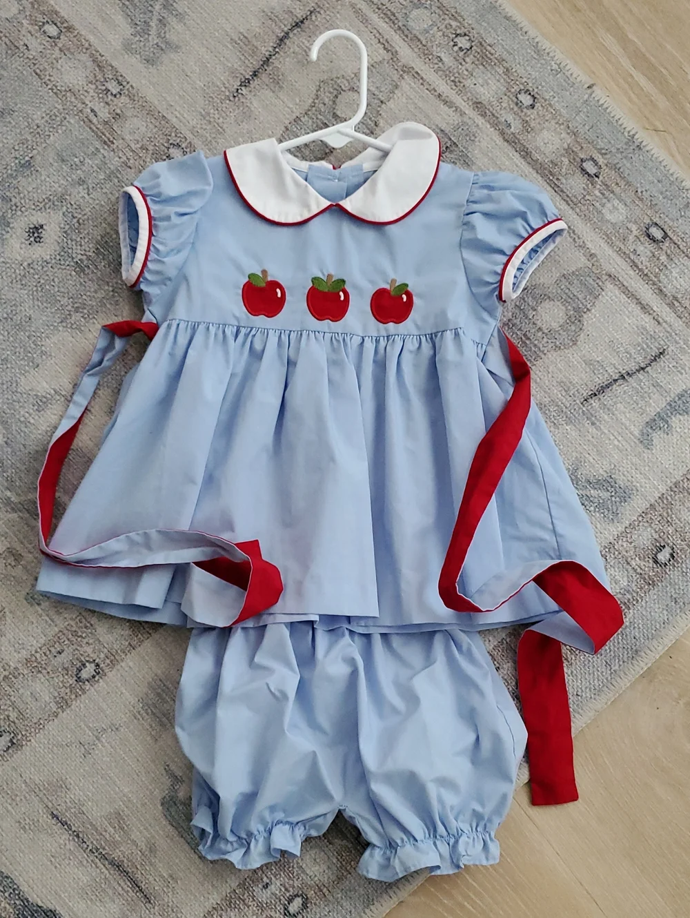 Little English Girls Light Blue Set Outfit Red Apple Appliqués School Sz4T